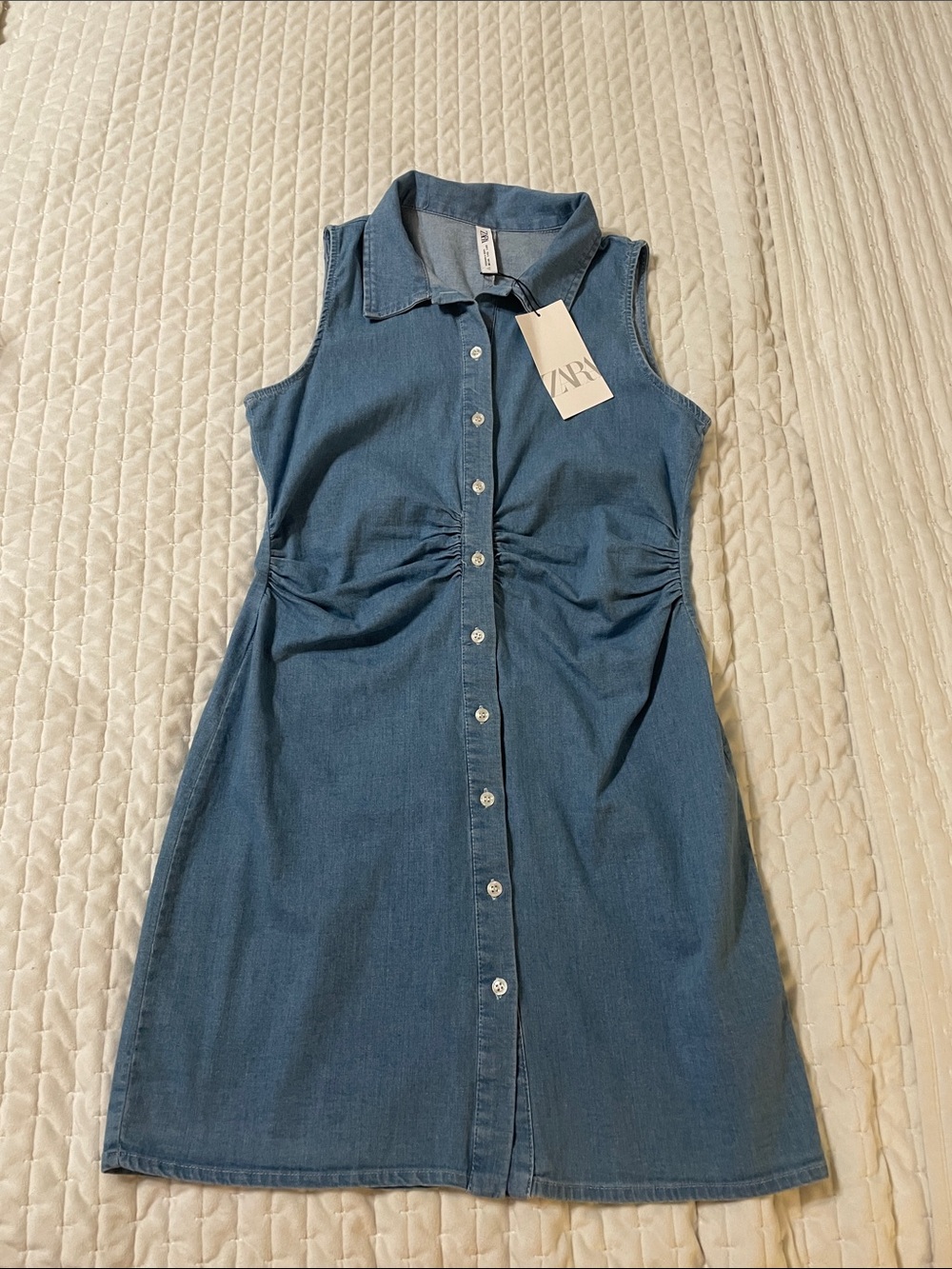 Zara Denim Button-Front Sleeveless Mini Dress in Medium Blue